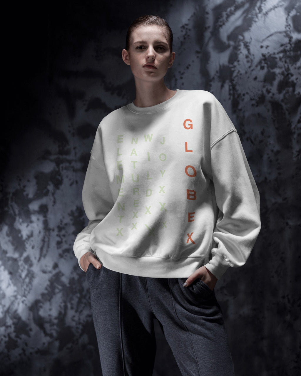 GLOBE X BY ENJOY LIFE Sweatshirt